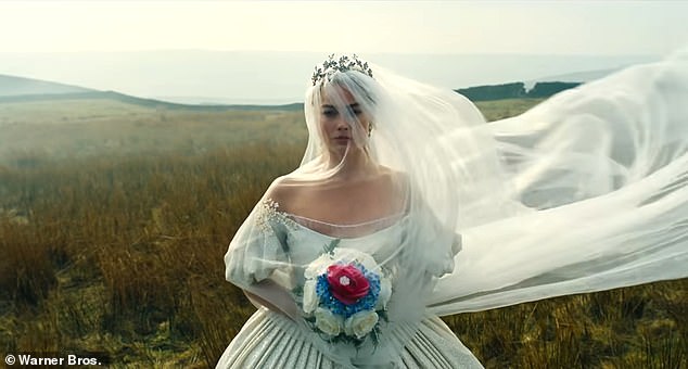 على الرغم من أن الفيلم لن يتم عرضه حتى 13 فبراير، إلا أن المبيعات المسبقة قوية بالفعل، مما يشير إلى افتتاح محلي بقيمة 30 مليون دولار إلى 35 مليون دولار في عطلة نهاية الأسبوع.