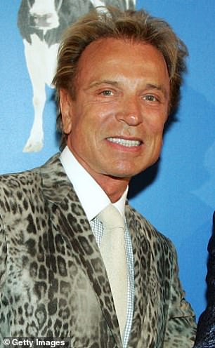 شوهد سيغفريد في عام 2007