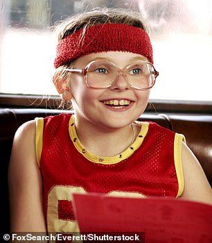 كانت بريسلين تبلغ من العمر 10 سنوات فقط عندما لعبت دور أوليف في الفيلم الناجح (في الصورة)