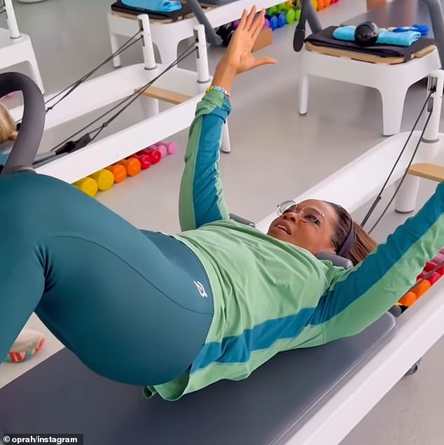 تحدثت وينفري مؤخرًا عن اتباع أسلوب حياة أكثر صحة، مثل ممارسة التمارين الرياضية ستة أيام في الأسبوع