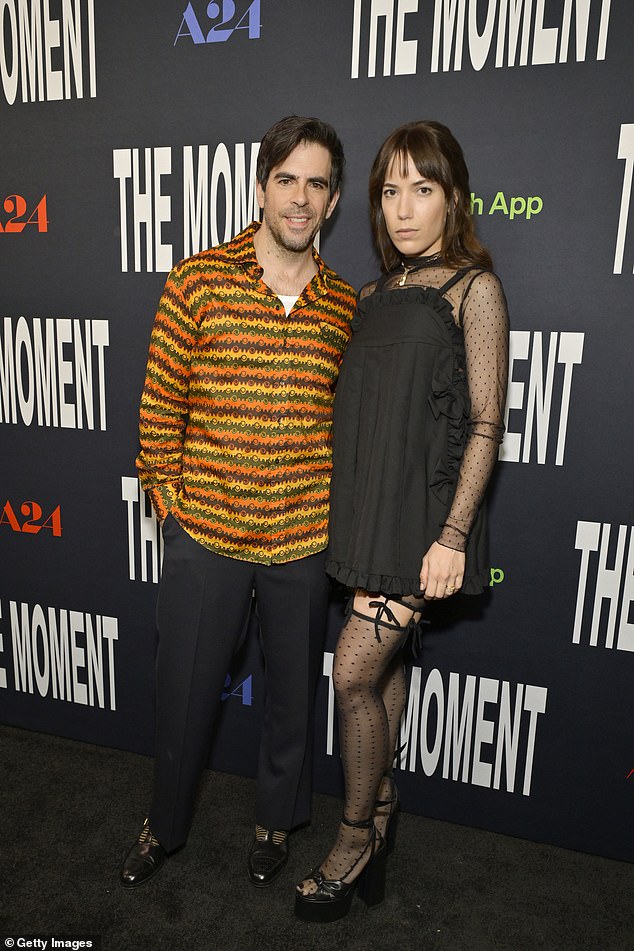 كان مدير النزل إيلي روث حاضراً في العرض الأول مع زوجته فيتوريا بوراشي