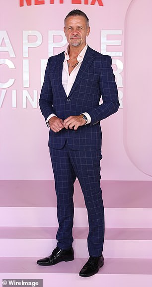 في الصورة: مات نابل