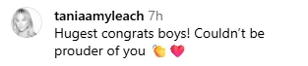 يسعد المعجبون بقدرتهم على تشغيل الأغنية الجديدة بشكل متكرر، حيث سارعوا إلى تلقي تعليقات على Instagram الخاص بالفرقة للإشادة بالإصدار