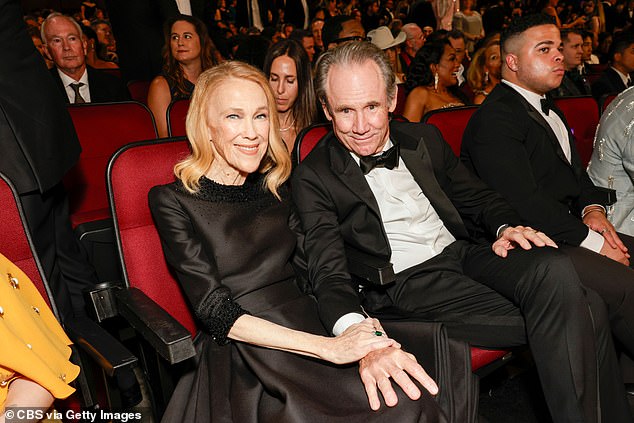 وكانا لا يزالان معًا وقت وفاتها في منزلهما بحي برينتوود في لوس أنجلوس