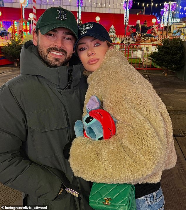 زعمت التقارير أن زواجهما انتهى بعد أن 