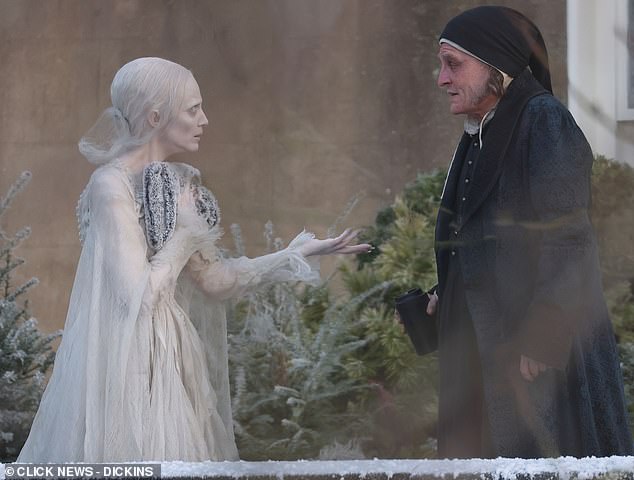 وصف ديب التقارير عن حياته خلال السنوات القليلة الماضية بأنها 