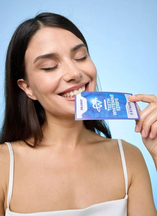 اشتري شرائط التبييض من DrDent على أمازون.