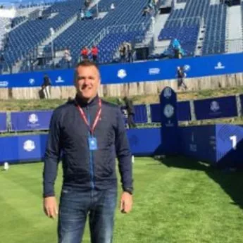 الصورة الرمزية للمؤلف