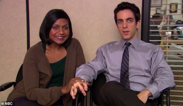 كالينج ونوفاك - اللذان تواعدا بين عامي 2005 و2013 - اشتهرا بكتابة وتمثيل دور دندر ميفلين في دور كيلي كابور وريان هوارد في المسلسل الهزلي الهزلي The Office على قناة NBC، والذي تم بثه لمدة تسعة مواسم تمتد من 2005 إلى 2013.