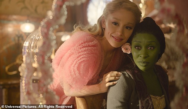 وفي الوقت نفسه، حصلت سينثيا إريفو على أول ترشيح لها بأدائها لأغنية Wicked's Defying Gravity في المنافسة على جائزة أغنية العام مع Mastercard.