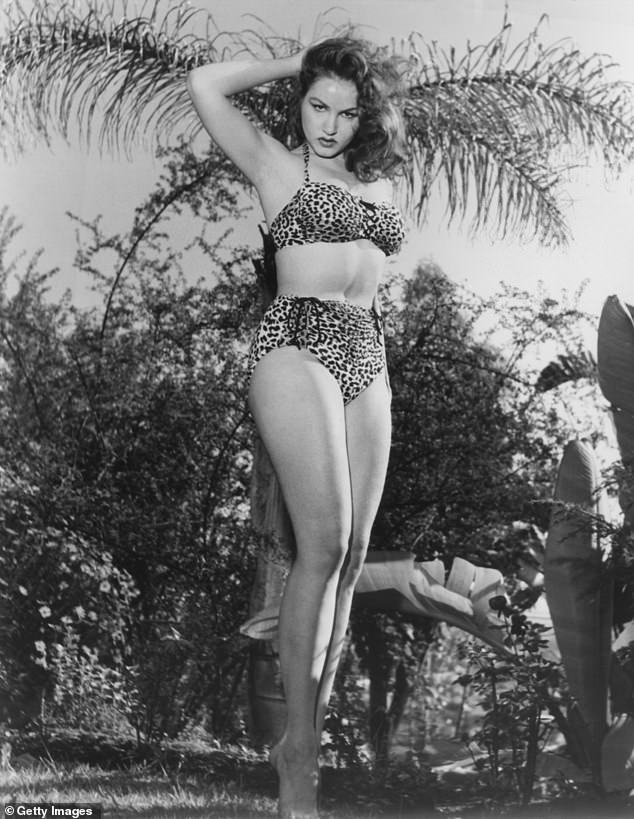 ثم تابعت التمثيل وظهرت في برامج تلفزيونية مثل The Love Boat، وColumbo، وThe Defenders، وThe Twilight Zone، وStar Trek، وThe Beverly Hillbillies؛ شوهد في عام 1960