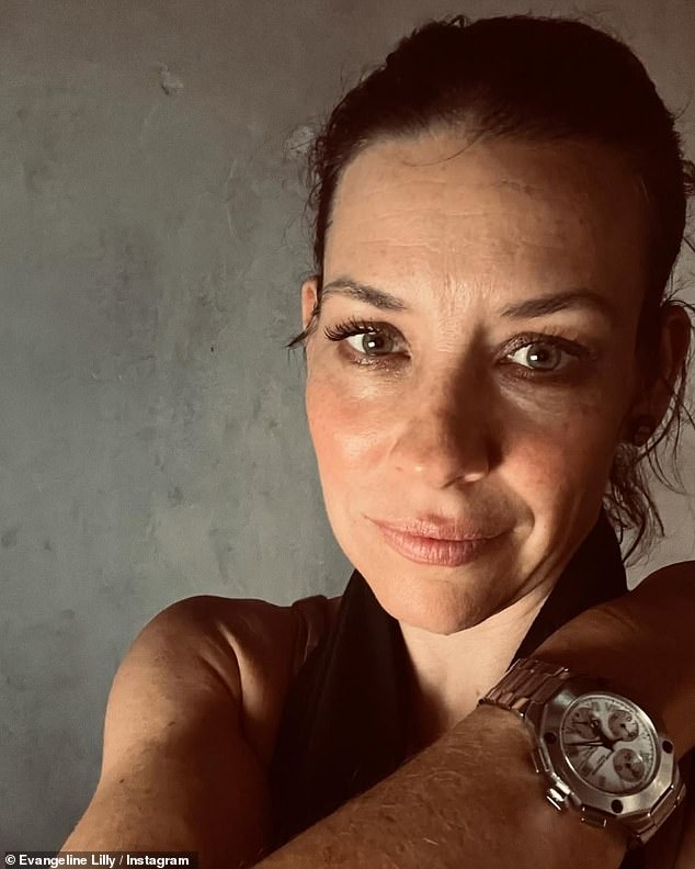 يأتي ذلك بعد أن أعلنت إيفانجلين اعتزالها التمثيل بعد 20 عامًا على الشاشة (في الصورة على Instagram في وقت سابق من هذا العام)