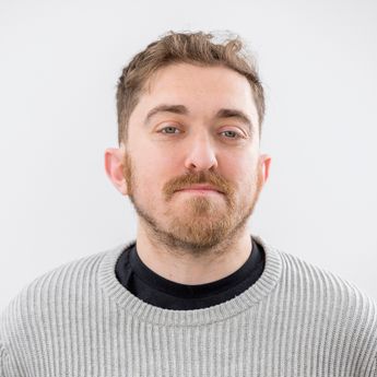 الصورة الرمزية للمؤلف