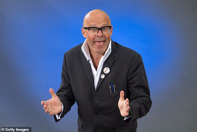 أطلق هاري مؤخرًا بودكاستًا مرئيًا جديدًا بعنوان The Harry Hill Show وكان يقوم بجولة في جميع أنحاء البلاد