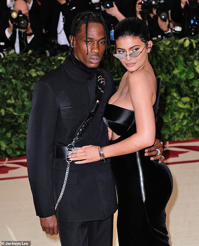 أقام جينر وسكوت قصة حب في عام 2017؛ الصورة في مايو 2018