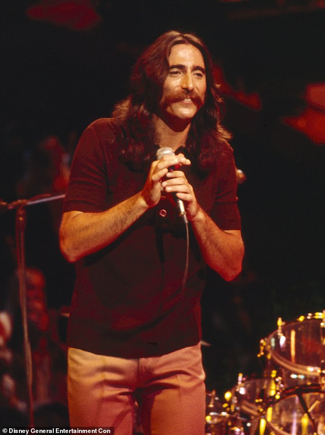 كان نيغرون (في الصورة عام 1972) 