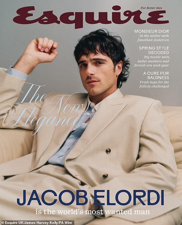 وفي مقابلة جديدة مع Esquire، كشف جاكوب كيف تعطل التصوير بعد تعرضه لحادث مروع أدى إلى إصابته بحروق من الدرجة الثانية واحتياجه للعلاج.