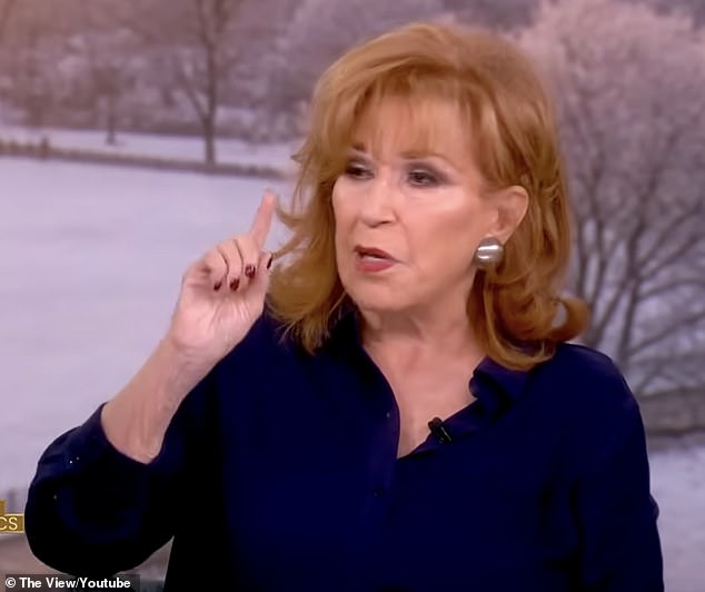 بيهار هو عضو أصلي في لجنة المعرض، حيث كان في النسخة الافتتاحية في عام 1997