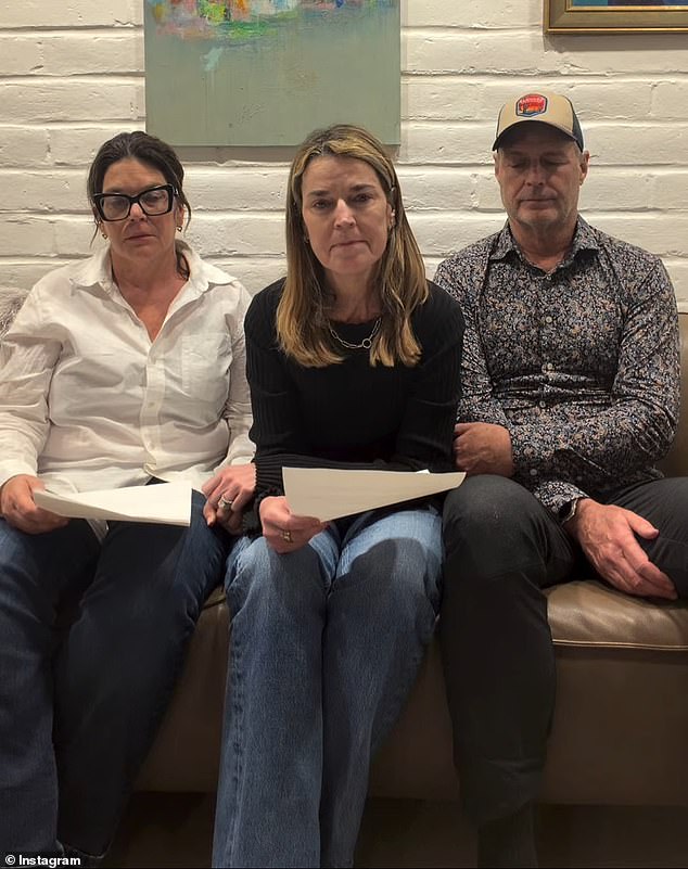 طلبت غوثري (في الصورة الوسطى) من الخاطفين دليلاً على أن والدتها المفقودة نانسي على قيد الحياة في مقطع جديد مفجع