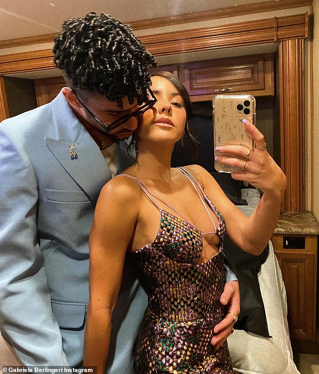 الزوجان، اللذان تبادلا الصور الاجتماعية معًا طوال فترة علاقتهما، التقيا في عام 2017 لكنهما انفصلا بهدوء في عام 2022.