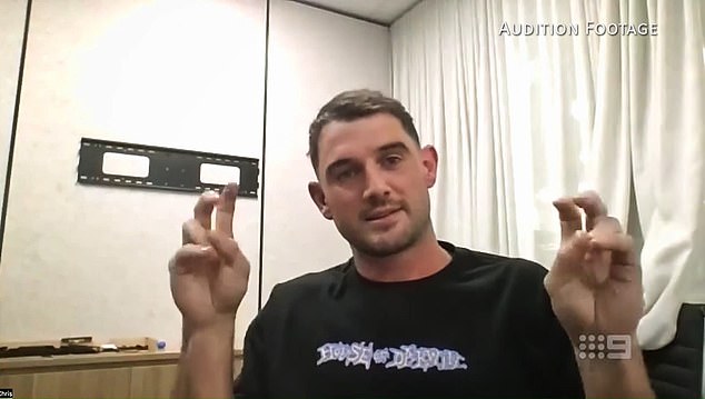 يقال إن الأمور اتخذت منعطفًا حادًا خلال أسبوع الرؤيا، عندما عُرض على بروك شريط اختبار كريس. ادعى أحد المطلعين على بواطن الأمور: 