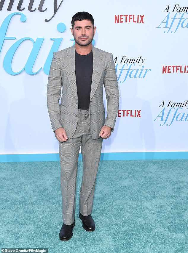 تشمل أدوار إيفرون التمثيلية القادمة فيلم الإثارة Famous للمخرج تشاد هودج، والفيلم الكوميدي Judgment Day للمخرج نيكولاس ستولر (في الصورة عام 2024).