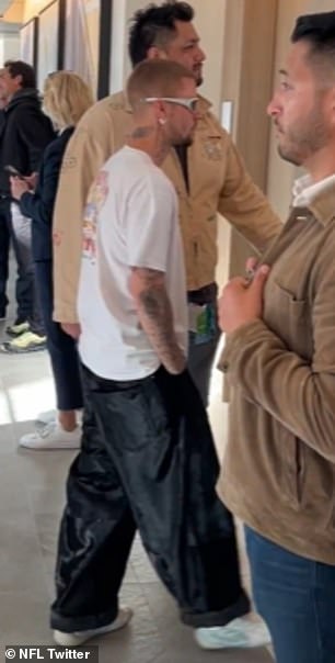 جاستن في الصورة