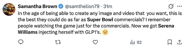 قام شخص آخر بتغريد رمز تعبيري لأعينه مغلقة خجلاً أثناء قيامه بالتغريد حول إعلانات Super Bowl التجارية لهذا العام