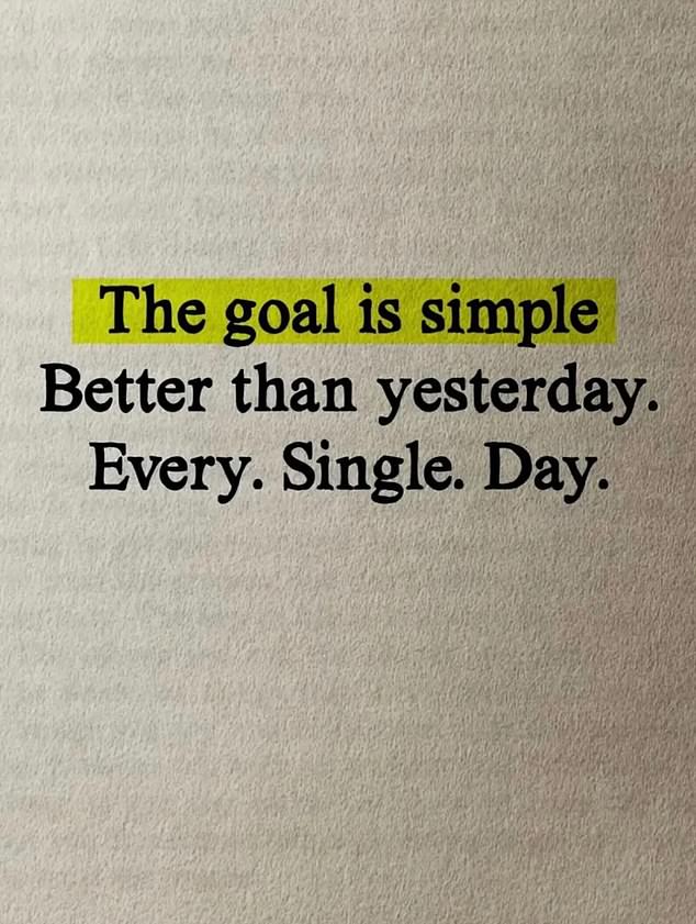 كما شاركت أيضًا ملاحظة لمتابعيها حول الطريقة التي تعيش بها حياتها هذه الأيام: 