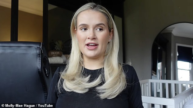 ناقشت هيج مؤخرًا حملها الثاني وشاركت الأعراض 