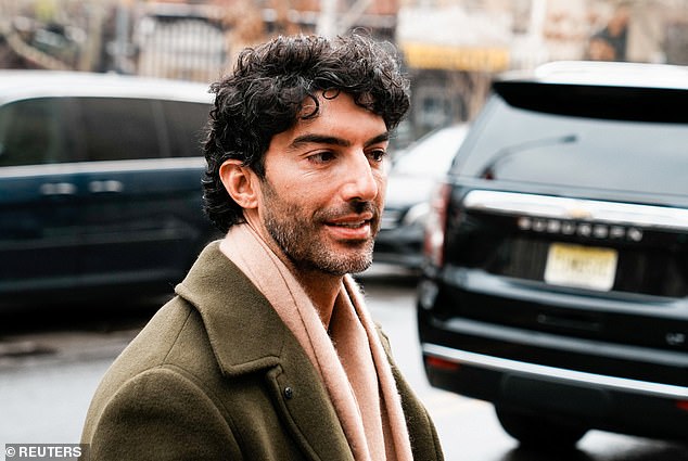 بالدوني يحضر 