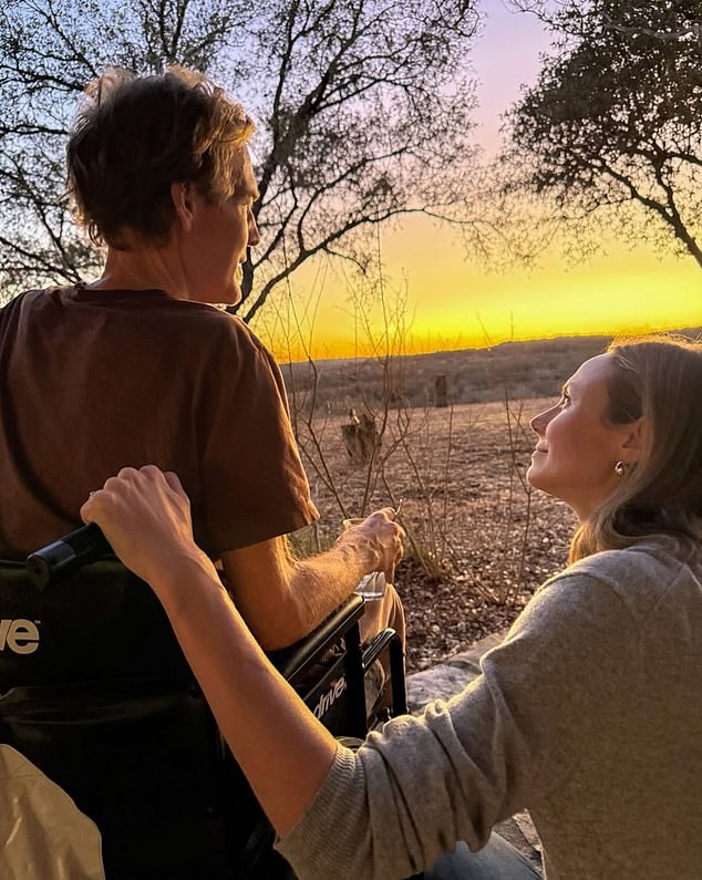 شاركت ستايسي كيبلر السابقة لجورج كلوني الصورة الأخيرة للممثل وهو على كرسي متحرك في أيامه الأخيرة