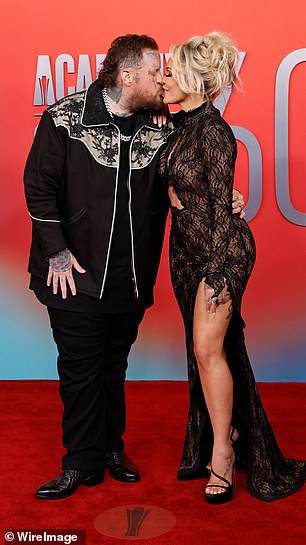 قال بوني مؤخرًا: 