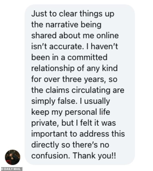 عندما اتصلت به ديلي ميل، نفى غرايسون أن يكون على علاقة ملتزمة مع جيما