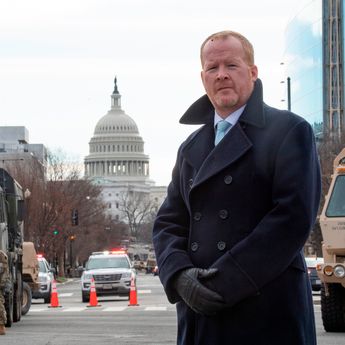 الصورة الرمزية للمؤلف